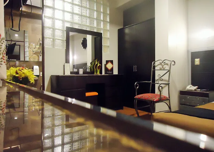 San Francisco Plaza 3*