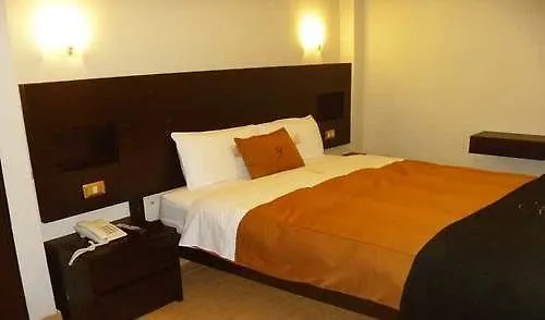 San Francisco Plaza Hotel 3*